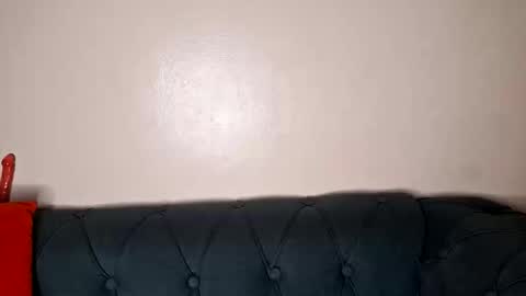 Snapshot of nina_bambi chatting on 11/22/25, 10:42 nina_bambi online show from 11/22/25, 10:42