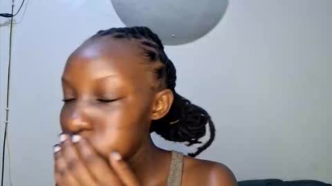 Snapshot of nina_bambi chatting on 02/18/26, 02:40 nina_bambi online show from 02/18/26, 02:40