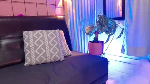 nina_belle_ online show from 03/23/26, 01:15