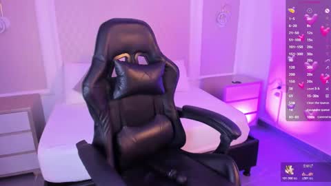 N I N A online show from 02/20/26, 07:47