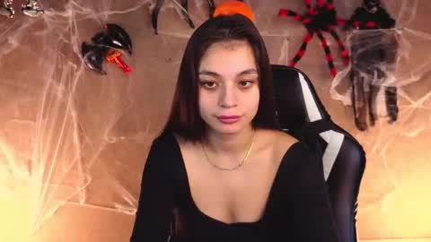 Ketrin online show from 10/29/25, 02:25