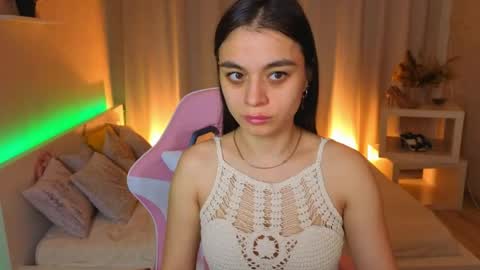 Snapshot of nina_fierce chatting on 05/01/26, 01:32 Ketrin online show from 05/01/26, 01:32
