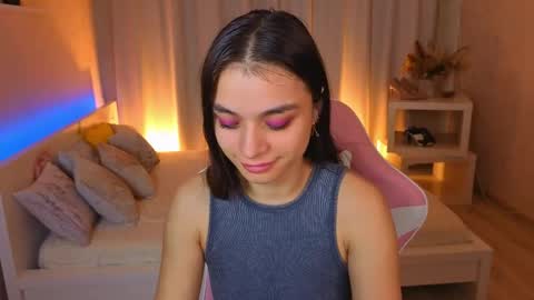 Snapshot of nina_fierce chatting on 05/19/26, 01:22 Ketrin online show from 05/19/26, 01:22