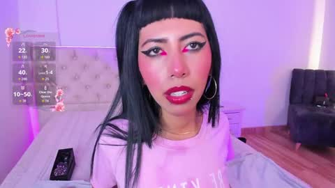 Nina Fox  online show from 04/22/26, 01:34