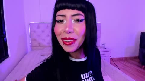 Snapshot of nina_fooxxx1 chatting on 05/22/26, 03:35 Nina Fox online show from 05/22/26, 03:35