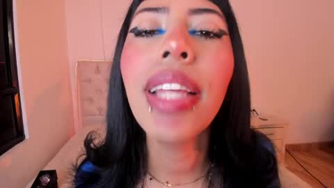 Snapshot of nina_fooxxx1 chatting on 05/30/26, 05:43 Nina Fox online show from 05/30/26, 05:43