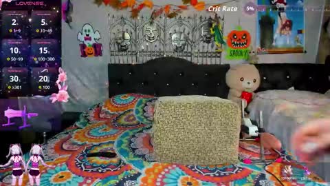 Nina Gauther  online show from 10/15/25, 07:03