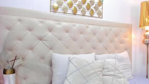 nina joyce online show from 03/27/26, 08:08