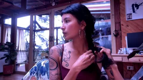 Nina.  online show from 03/29/26, 05:24