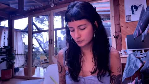 Nina.  online show from 04/03/26, 08:18