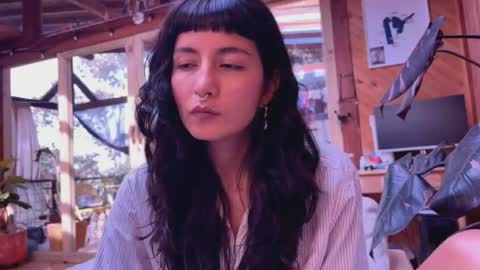 Nina.  online show from 04/20/26, 08:43