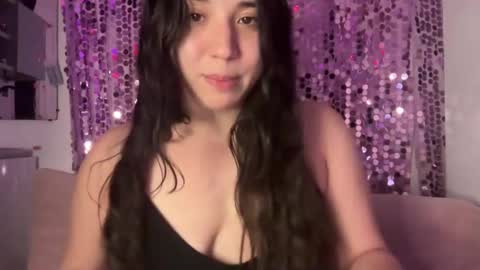 nina_lovez online show from 03/12/25, 12:53