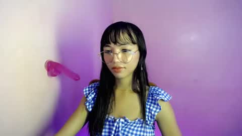 Snapshot of nina_mochikiss21 chatting on 06/29/26, 03:02 Nina online show from 06/29/26, 03:02