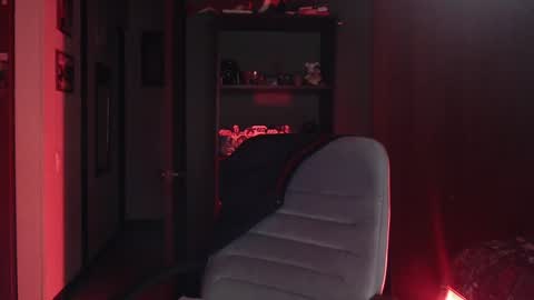 Nina Moon online show from 12/26/24, 11:35