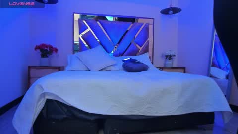 Nina myers online show from 01/18/26, 02:37