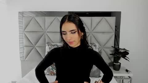  Nina  online show from 02/20/25, 08:25