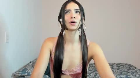  Nina  online show from 11/21/25, 08:40