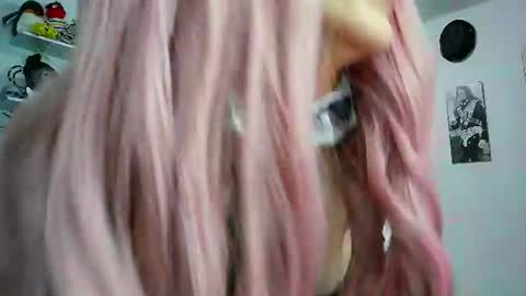 Nina online show from 06/30/26, 03:51