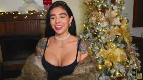 Nina Clarke- Independent Model online show from 12/02/25, 09:36