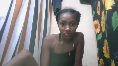 ninaeaa online show from 11/14/25, 01:48