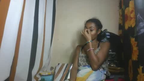 ninaeaa online show from 11/29/25, 09:12