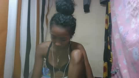 ninaeaa online show from 12/19/25, 06:15