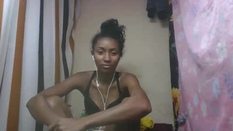 ninaeaa online show from 12/20/25, 08:21