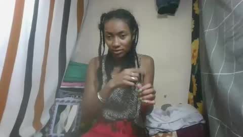 ninaeaa online show from 02/17/26, 06:54