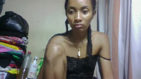 ninaeaa online show from 04/16/26, 10:23