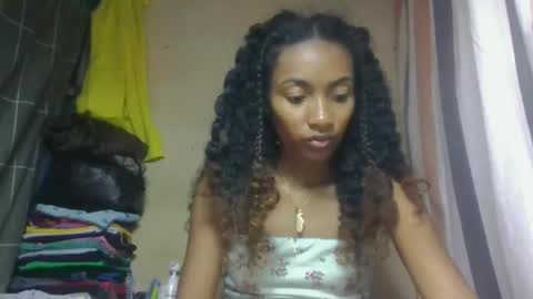 ninaeaa online show from 04/20/26, 06:16