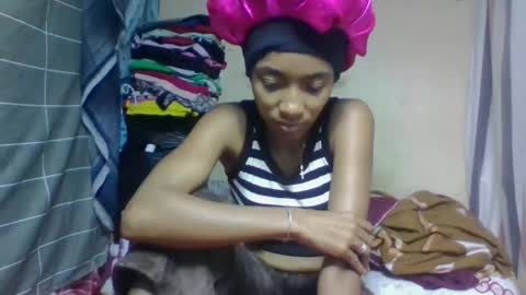 ninaeaa online show from 05/19/26, 03:57