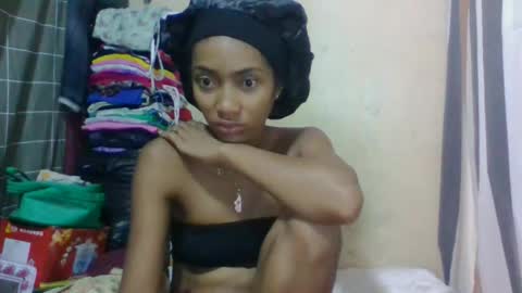 ninaeaa online show from 05/24/26, 09:31