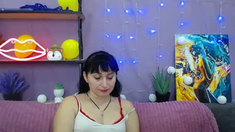 ninaflawlees online show from 01/27/25, 02:42