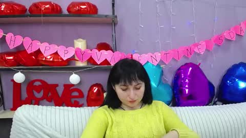 ninaflawlees online show from 02/07/25, 11:34