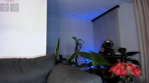 Nina Sara online show from 02/05/25, 04:27