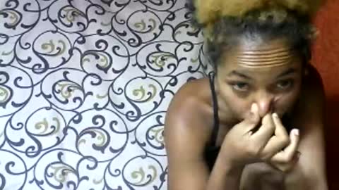 Ninah9794 online show from 12/04/25, 06:55