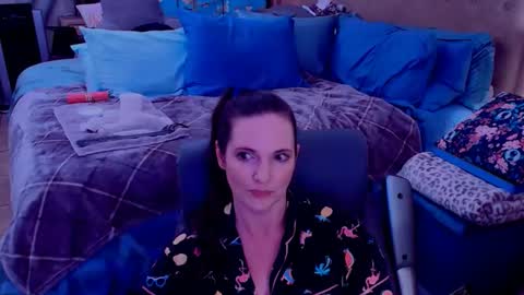 Snapshot of ninajaymes chatting on 05/01/26, 01:21 Nina Jaymes online show from 05/01/26, 01:21