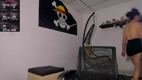 ninamonroee online show from 06/12/26, 11:14