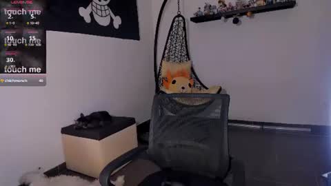 ninamonroee online show from 06/18/26, 12:55