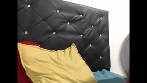 Ninapalmer online show from 12/01/24, 07:58