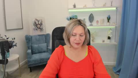 Snapshot of ninastarle chatting on 10/09/25, 04:32 ninastarle online show from 10/09/25, 04:32