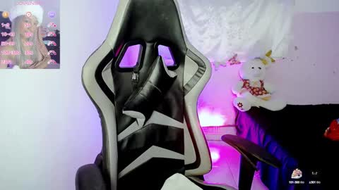 ninatinydoll1 online show from 03/10/25, 10:59