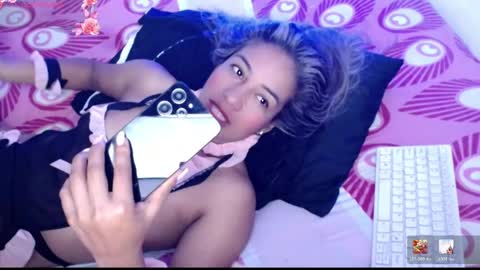 Snapshot of ninatinydoll1 chatting on 05/27/26, 01:08 ninatinydoll1 online show from 05/27/26, 01:08