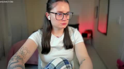 ninavolkov online show from 02/03/25, 12:47