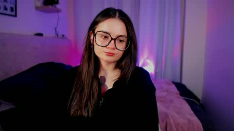 ninavolkov online show from 10/04/25, 12:19