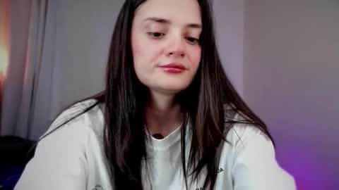 ninavolkov online show from 11/19/25, 10:43