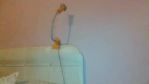 NinaWhispers online show from 04/08/26, 09:48