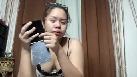 nini_luvskorn online show from 04/13/26, 11:16