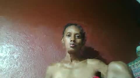 ninie246746 online show from 01/28/25, 12:54