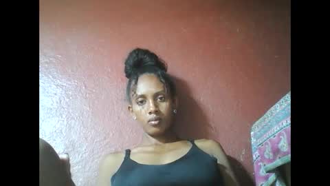 ninie246746 online show from 02/09/25, 10:09